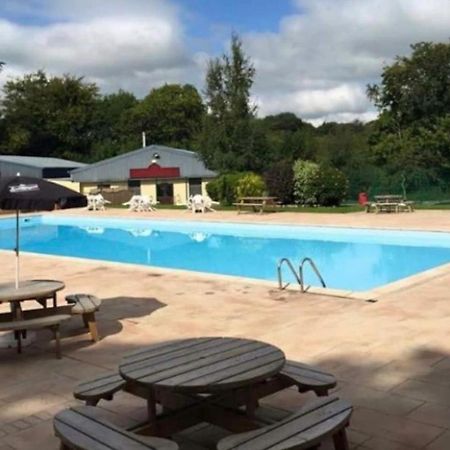 18 River View Chalet-Glan Gwna Holiday Park Карнарфон Екстериор снимка