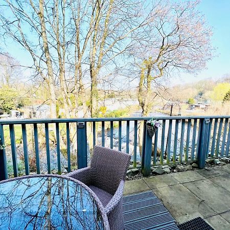 18 River View Chalet-Glan Gwna Holiday Park Карнарфон Екстериор снимка