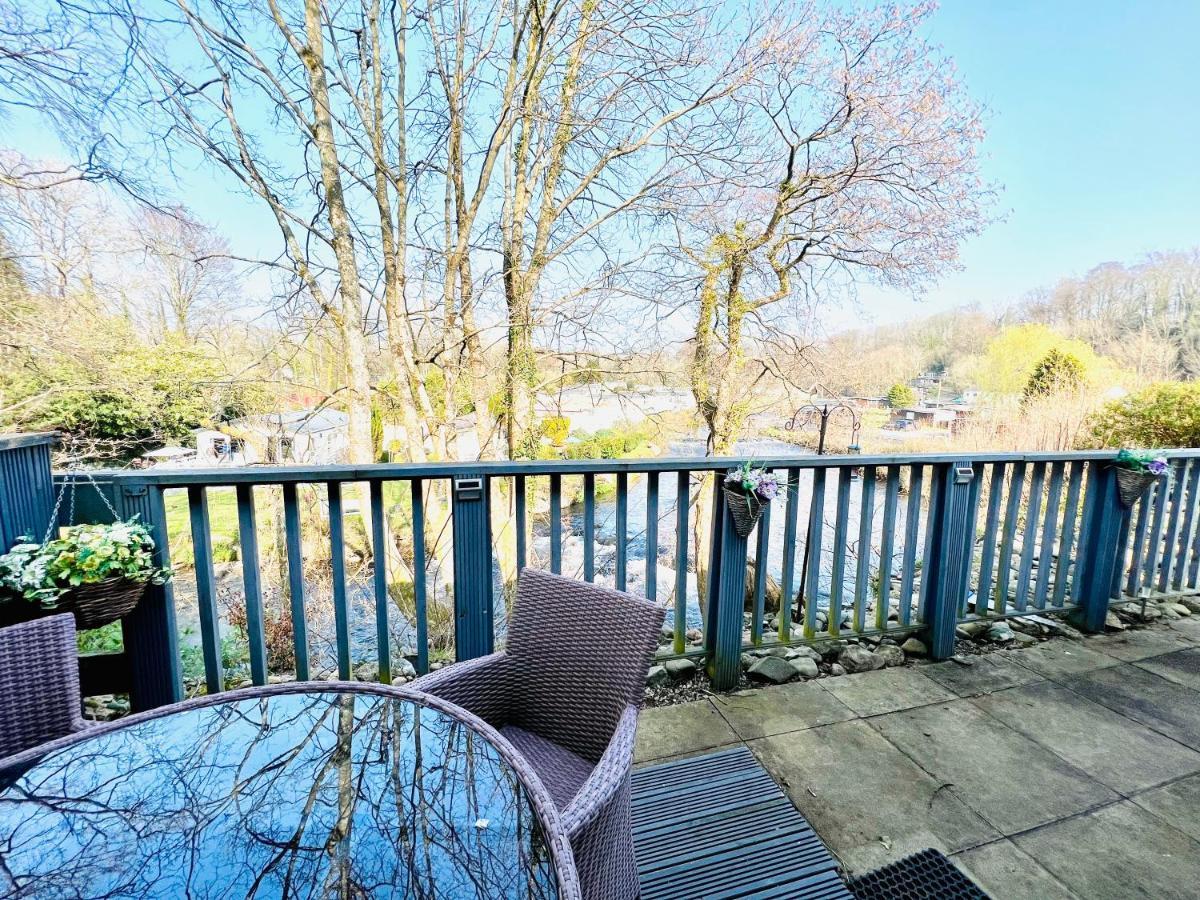 18 River View Chalet-Glan Gwna Holiday Park Карнарфон Екстериор снимка