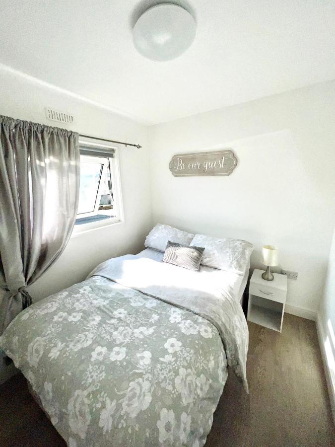 18 River View Chalet-Glan Gwna Holiday Park Карнарфон Екстериор снимка